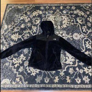 Women’s north face hooded jacket